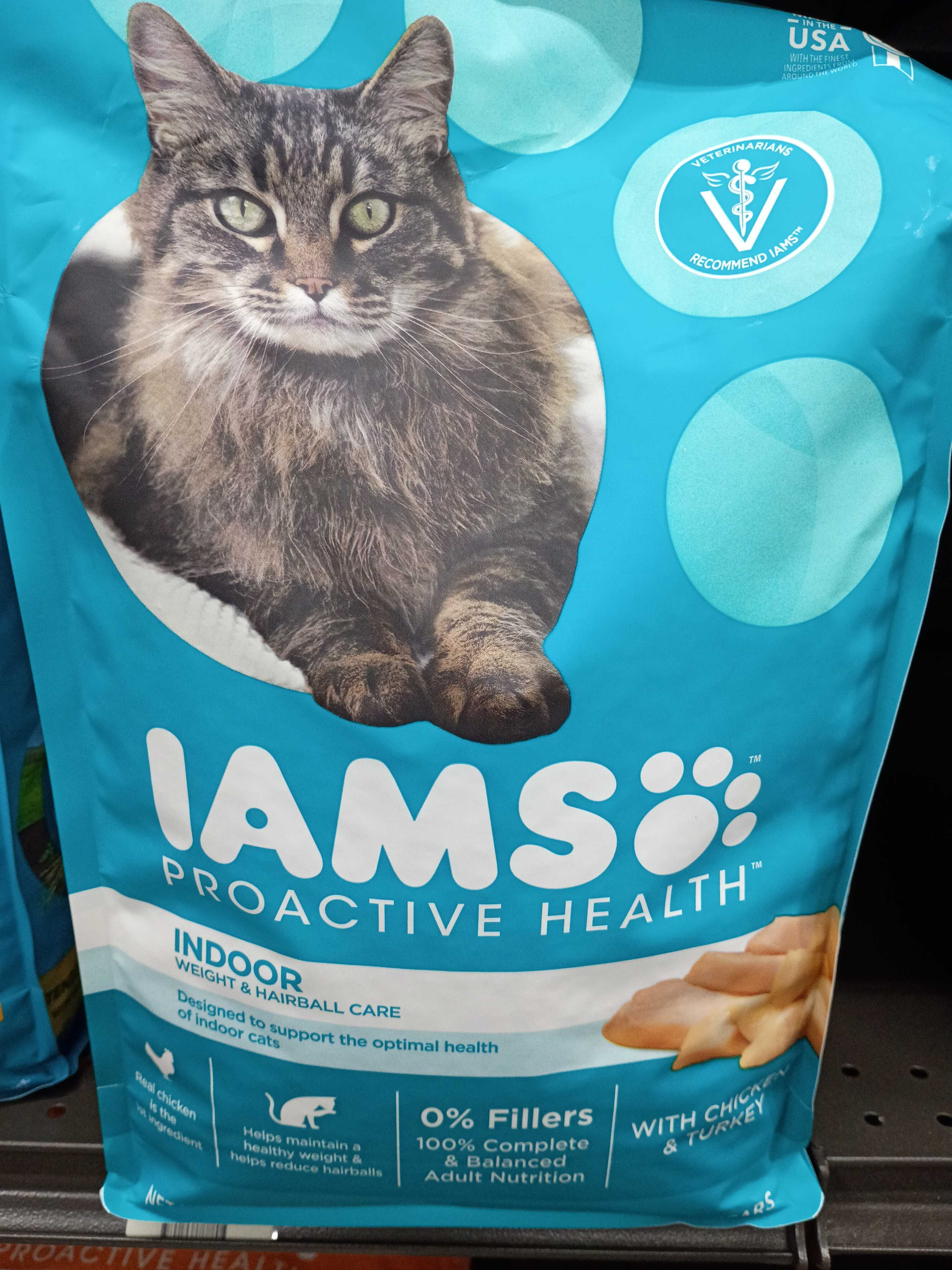 IAMS Proactive Health Indoor Weight & Hairball Care, front of the package
