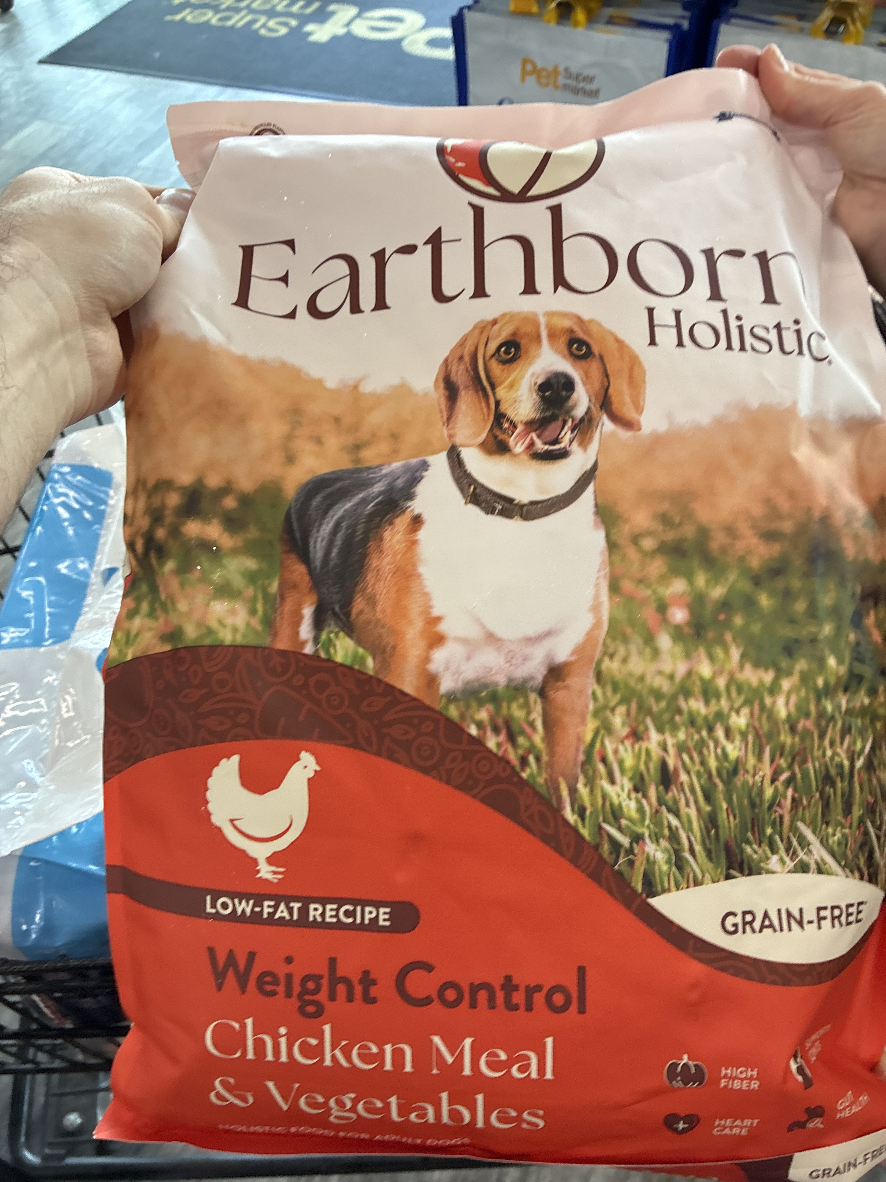 Earthborn Holistic Weight Control Chicken Meal & Vegetables, front of the package