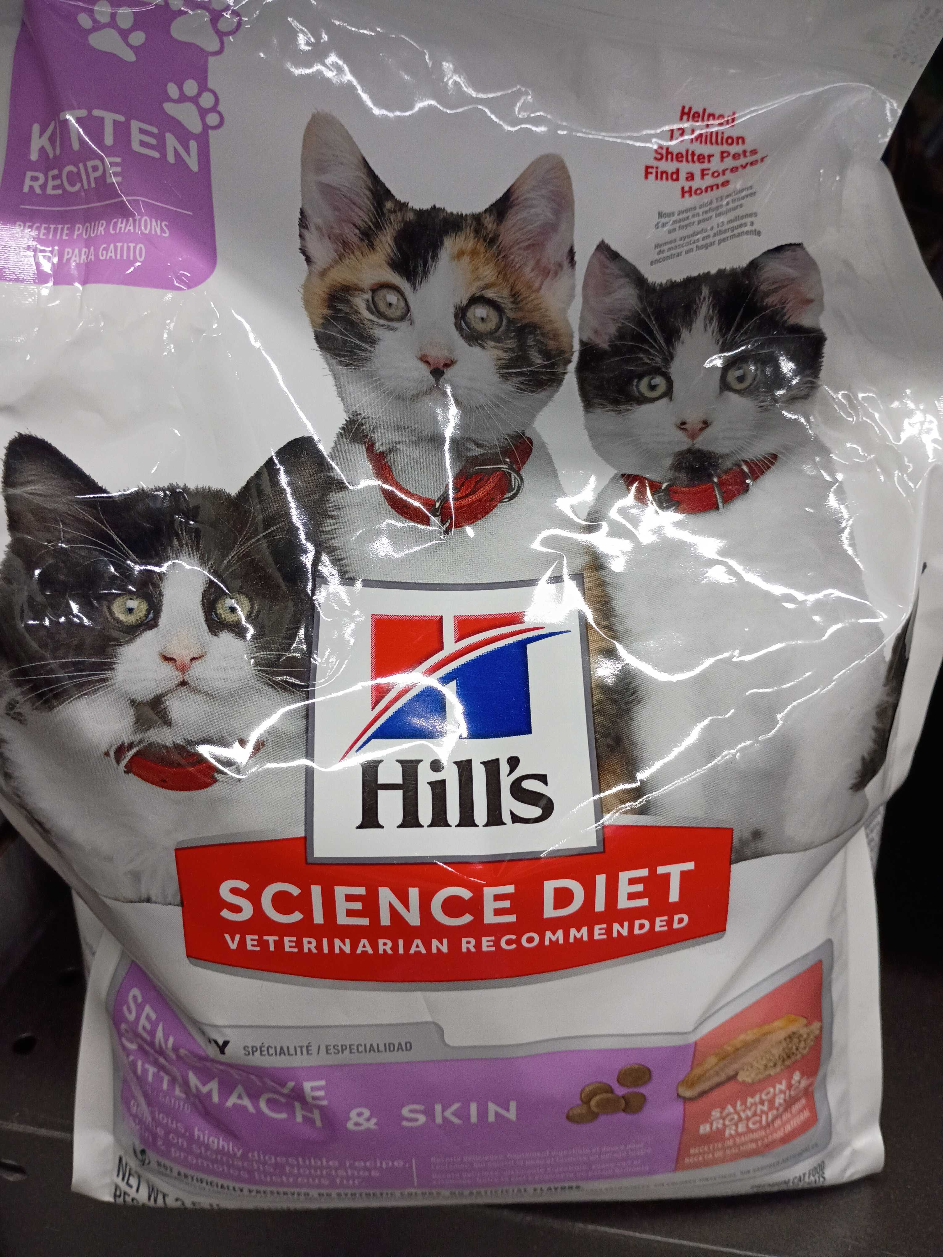 Hill's Science Diet Kitten Sensitive Stomach & Skin Salmon & Brown Rice Recipe, front of the package